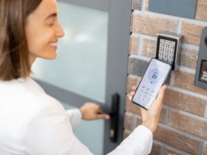 Fluent Home Security: Ensuring Safety with Cutting-Edge Solutions