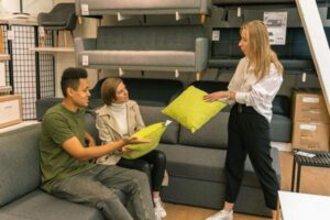 How to Choose the Right Sofa Size for Your Living Room